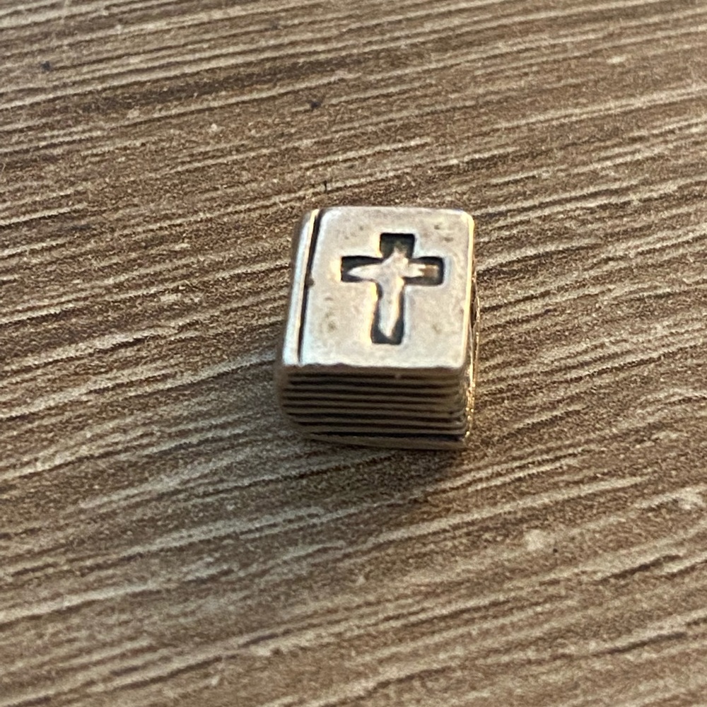 Authentic Pandora Bible Charm 790261 Jesus Church Cross Prayer Bible Bead